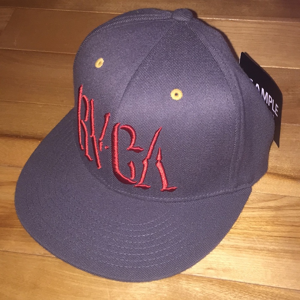 RARE🔥 RVCA Hat (Negotiable)